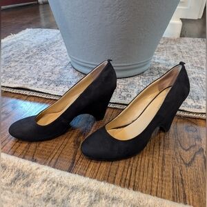 Nine West Black Sculptural Microsuede Pumps